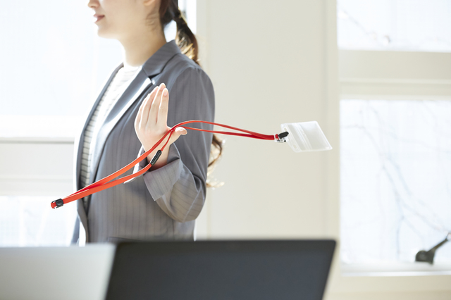 静かな退職の原因と企業への影響とは？年代別の見極め方と予防策を解説