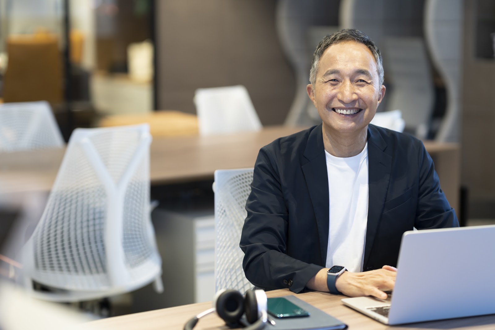 定年延長は義務？2025年3月までに対応すべきこととシニア層人材の活用方法を知ろう！