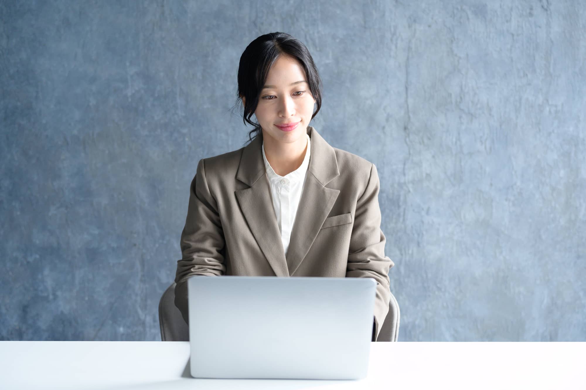 広報 業務委託